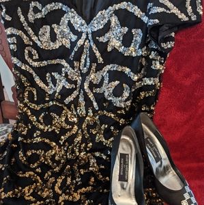 Spectacular, Short & Sequined - Cocktails anyone?